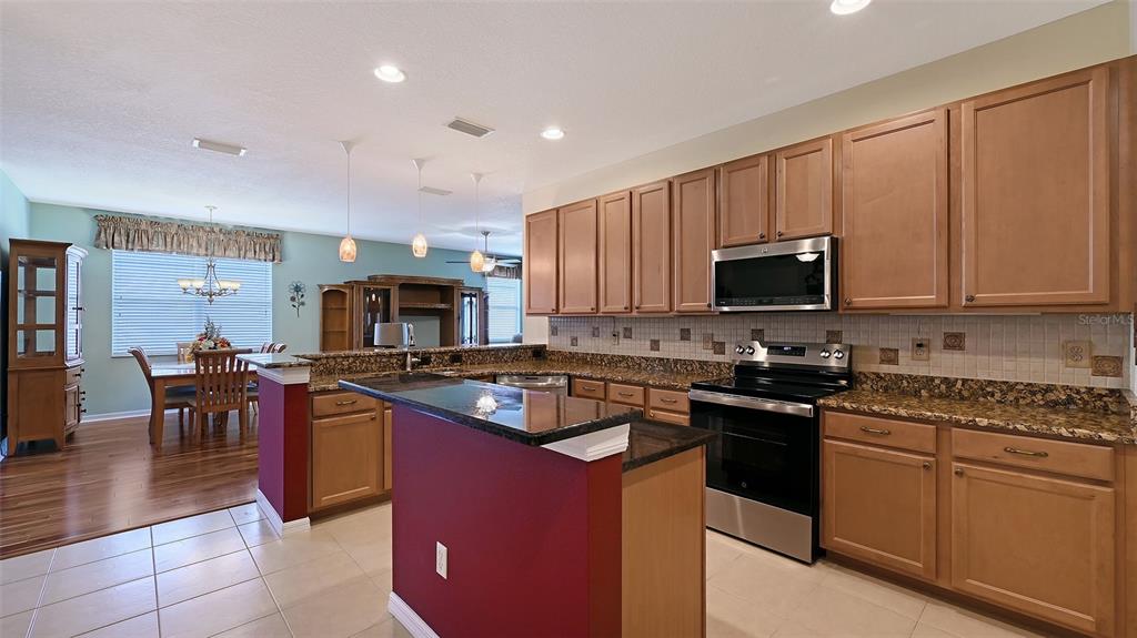 5238 Athens Way Venice, FL 34293 - Photo 3 of 47