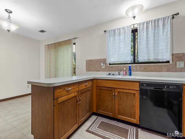 $135,000 | 924 Mace's Grove Street, O'Fallon, IL 62269