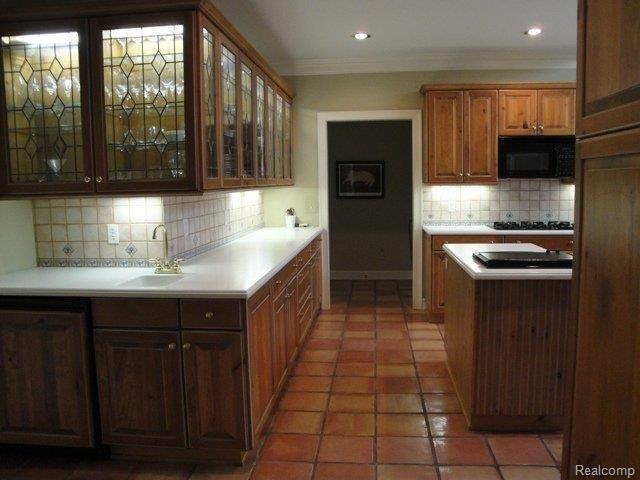 237 Ridge Road Grosse Pointe, MI 48236 - Photo 11 of 25 DSC01592.JPG