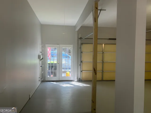 $879,900 | 125 County Down, Fayetteville, GA 30215