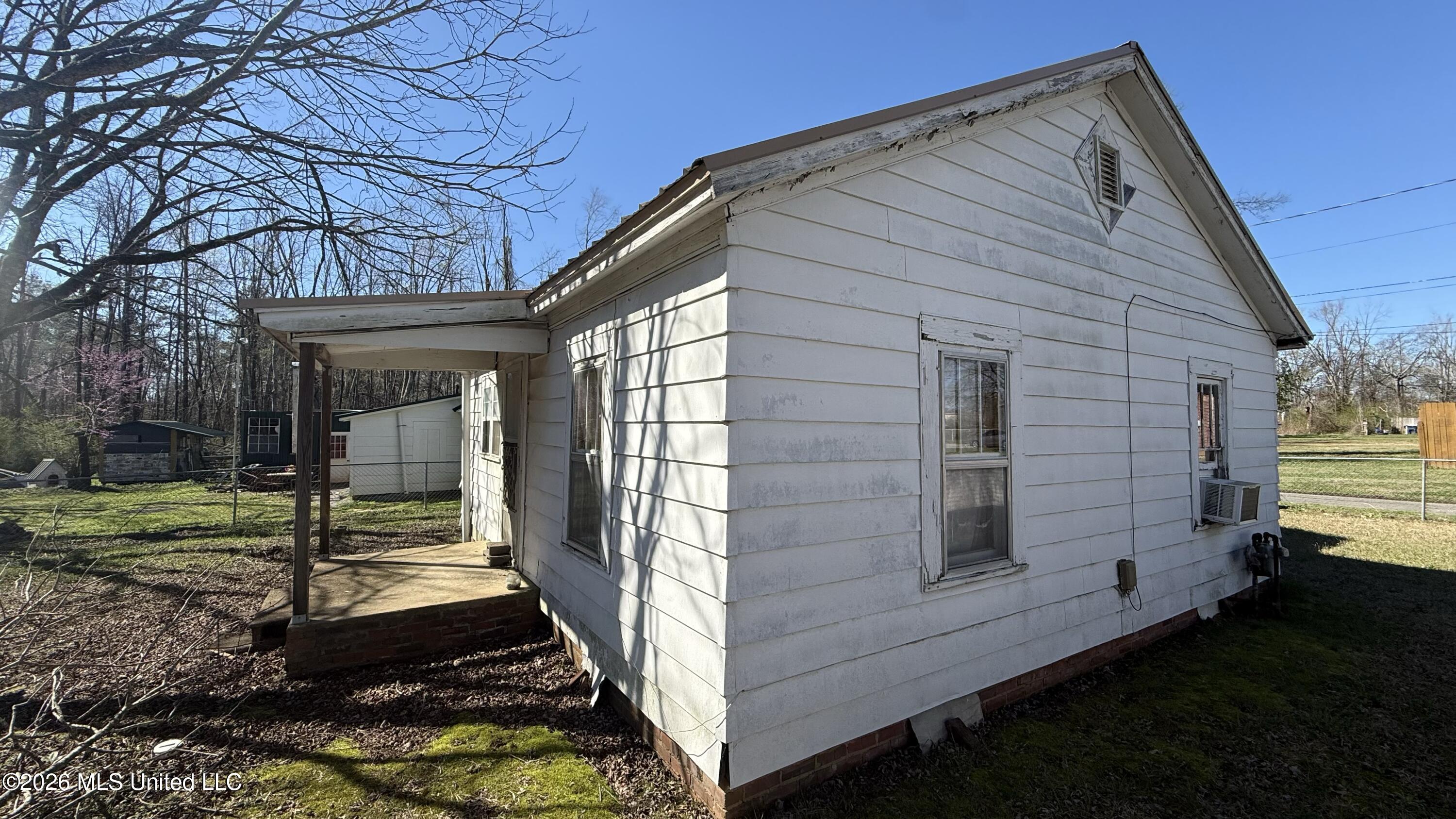 516 Highland Street Corinth, MS 38834 - Photo 4 of 25 IMG_7974