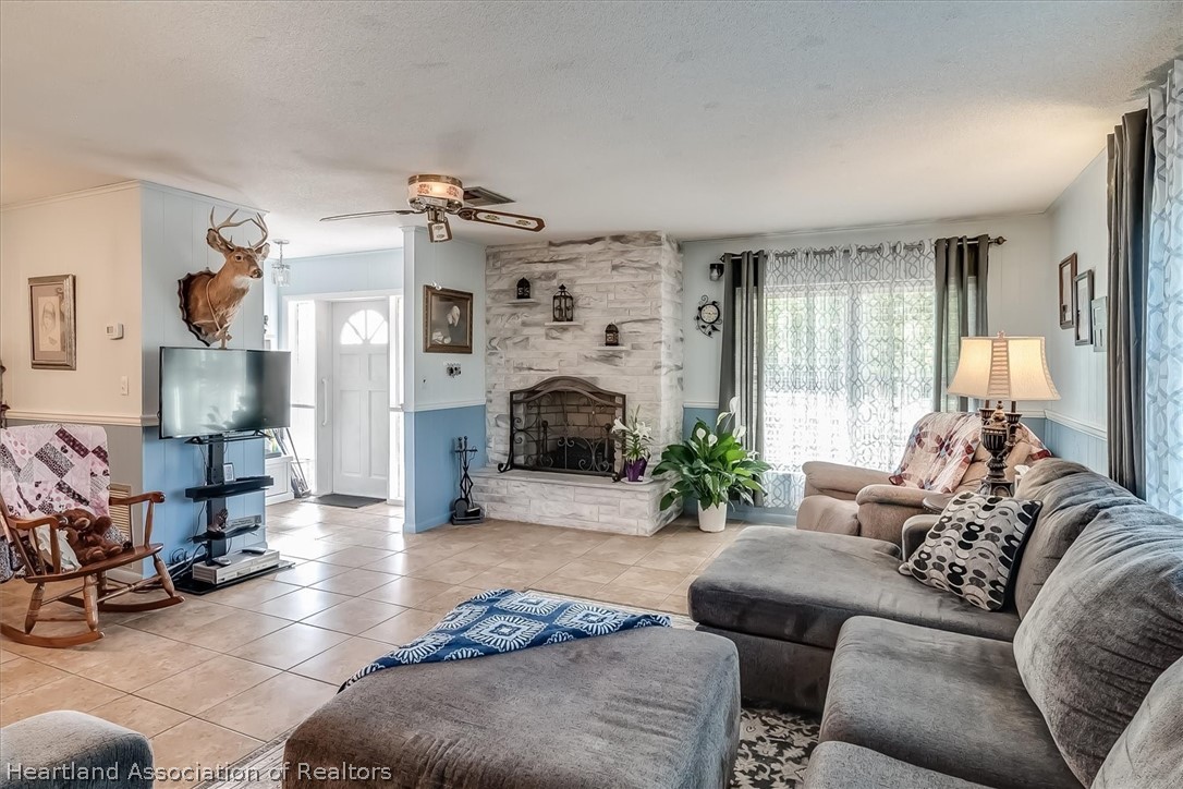 1430 Sudan Road Sebring, FL 33875 - Photo 4 of 36 Gallery Image 4