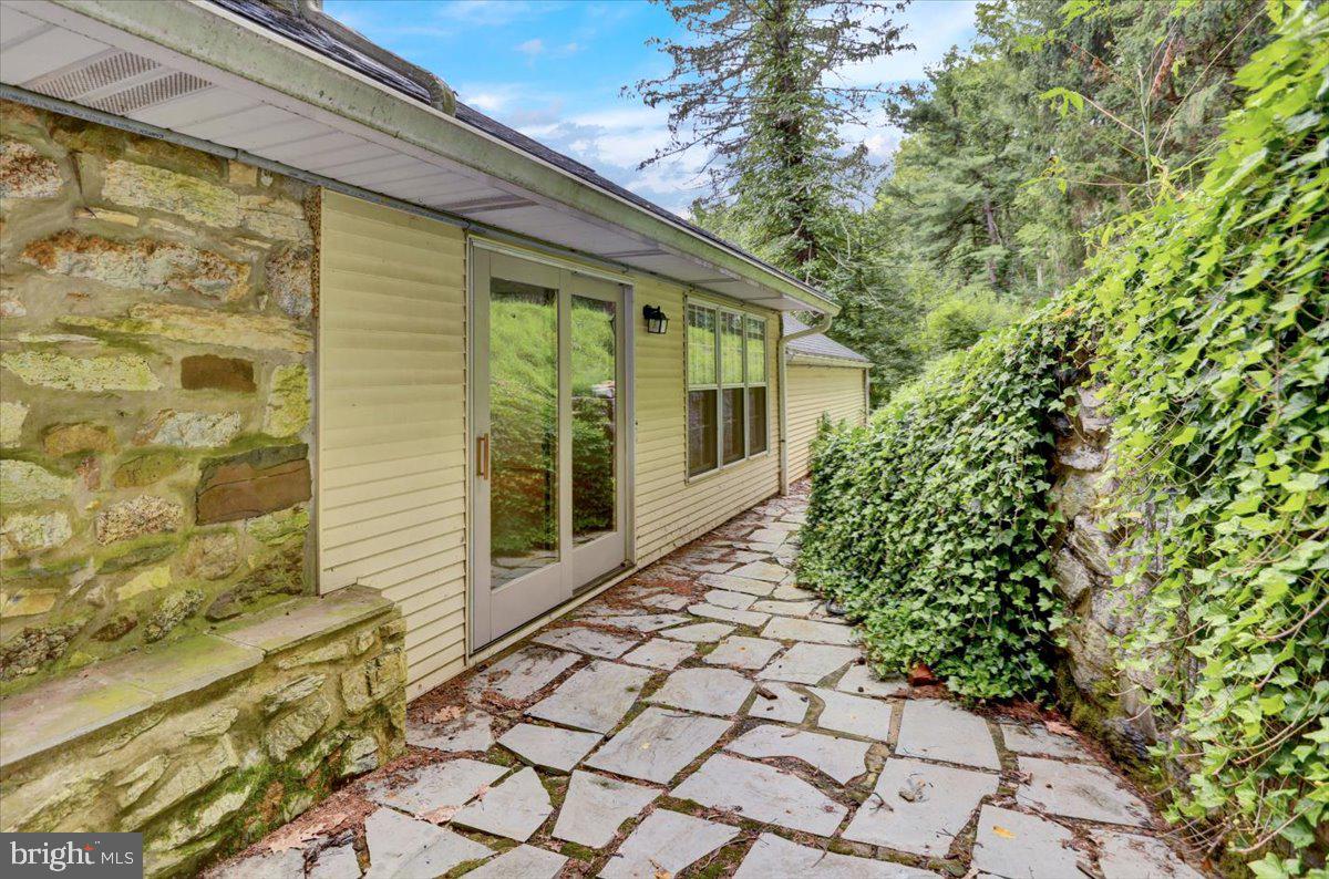 1412 Upper Van Reed Road Reading, PA 19605 - Photo 46 of 59