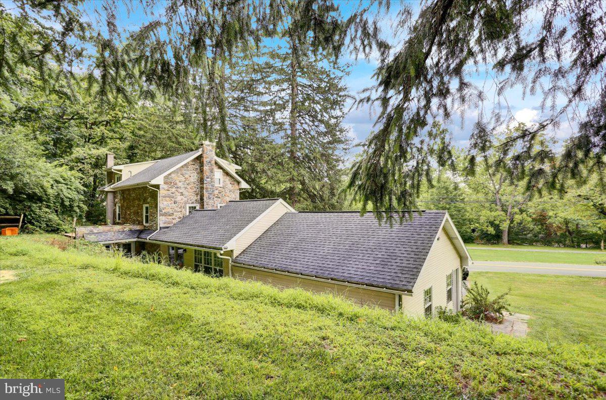 1412 Upper Van Reed Road Reading, PA 19605 - Photo 51 of 59
