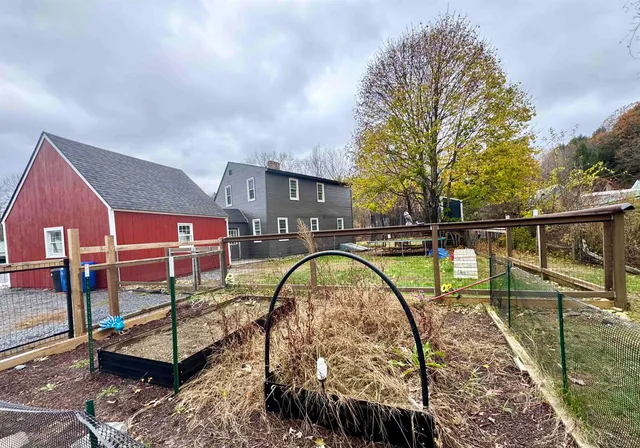 $369,000 | 143 Spoonerville Road, Springfield, VT 05156