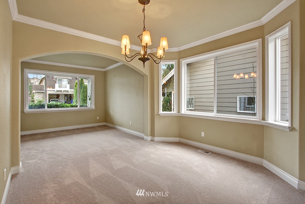 16953 164th Way Southeast Renton, WA 98058 - Photo 8 of 25