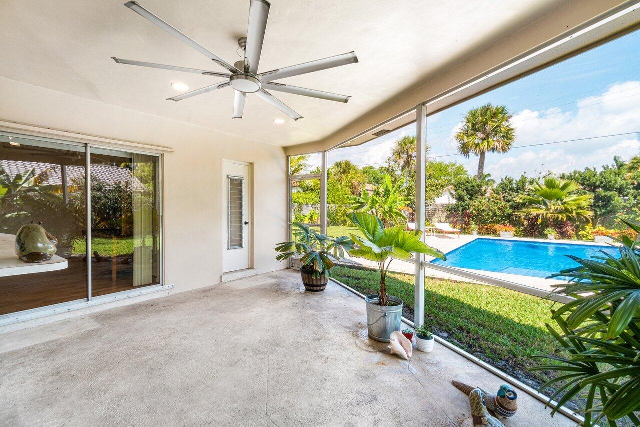 1257 Southwest 15th Street Boca Raton, FL 33486 - Photo 10 of 30 027-1257Southwest15thStreet-BocaRaton-FL