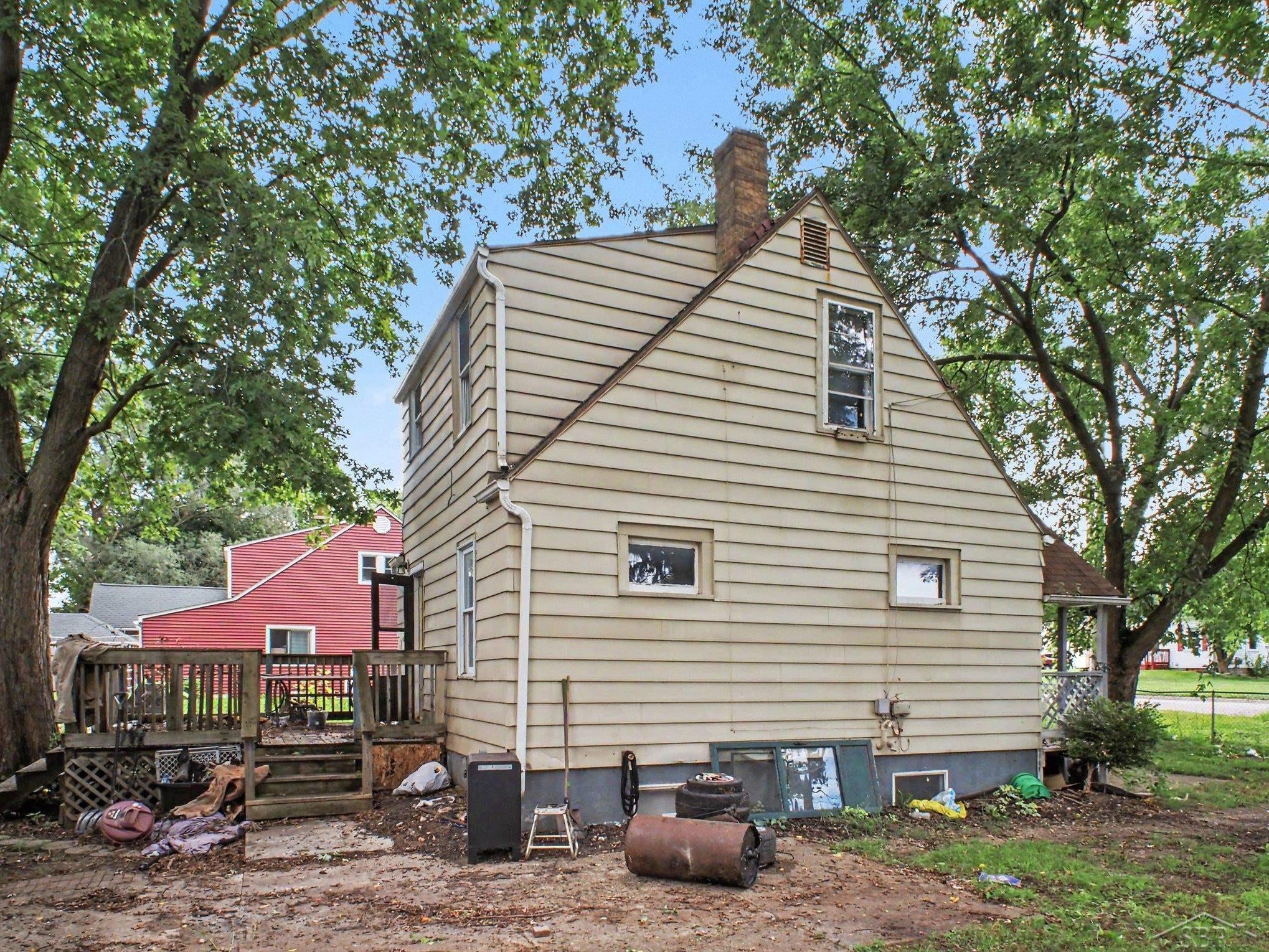 2218 East Judd Road Burton, MI 48529 - Photo 17 of 18 Gallery Image 17