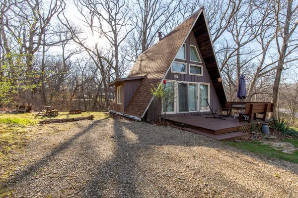 $149,900 | 110 Indian Hills Drive, Putnam, IL 61560