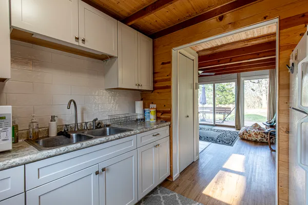 $149,900 | 110 Indian Hills Drive, Putnam, IL 61560