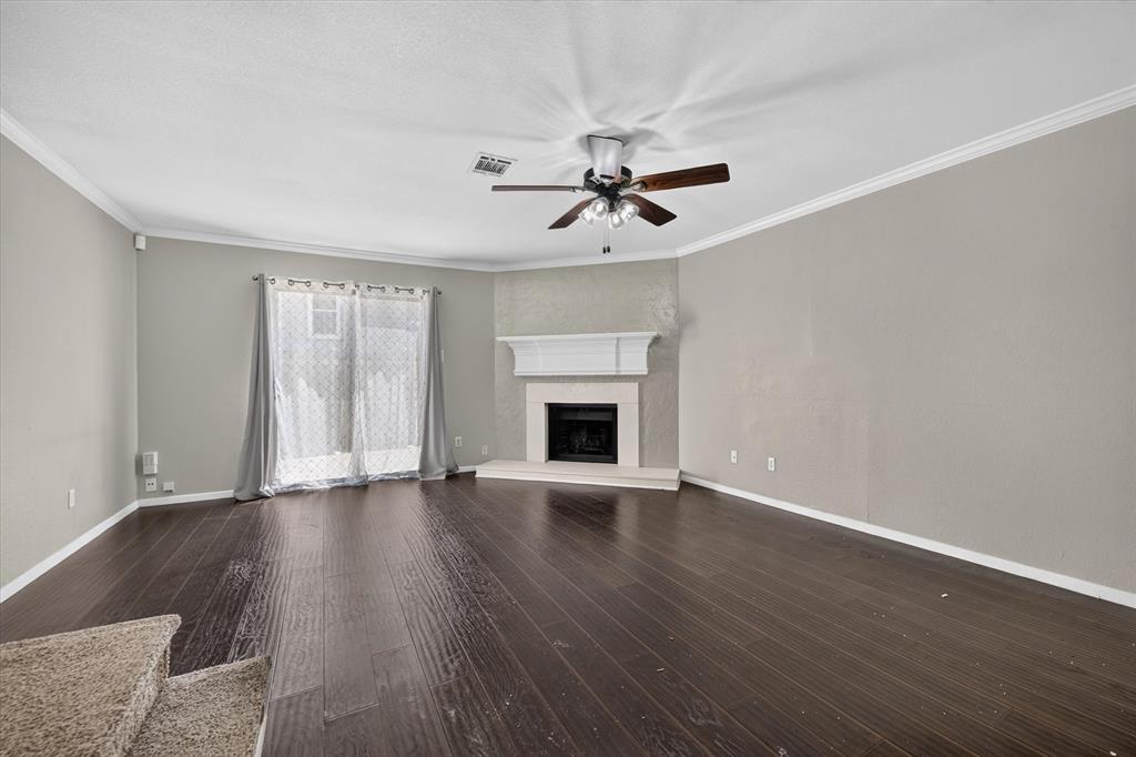 43 Abbey Road Euless, TX 76039 - Photo 10 of 32 Gallery Image 10