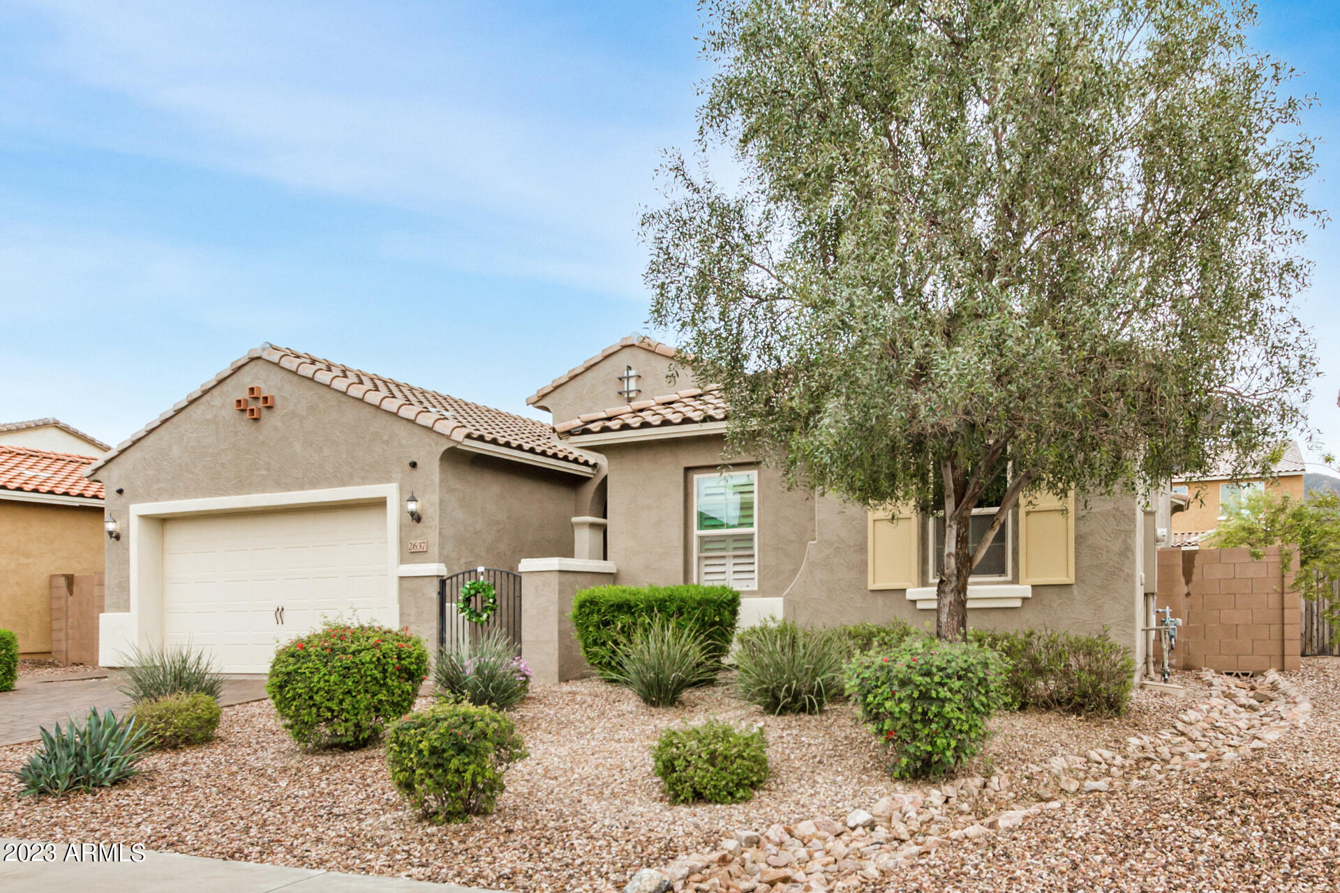 2637 East Stacey Road Gilbert, AZ 85298 - Photo 2 of 44 03 - Stacey