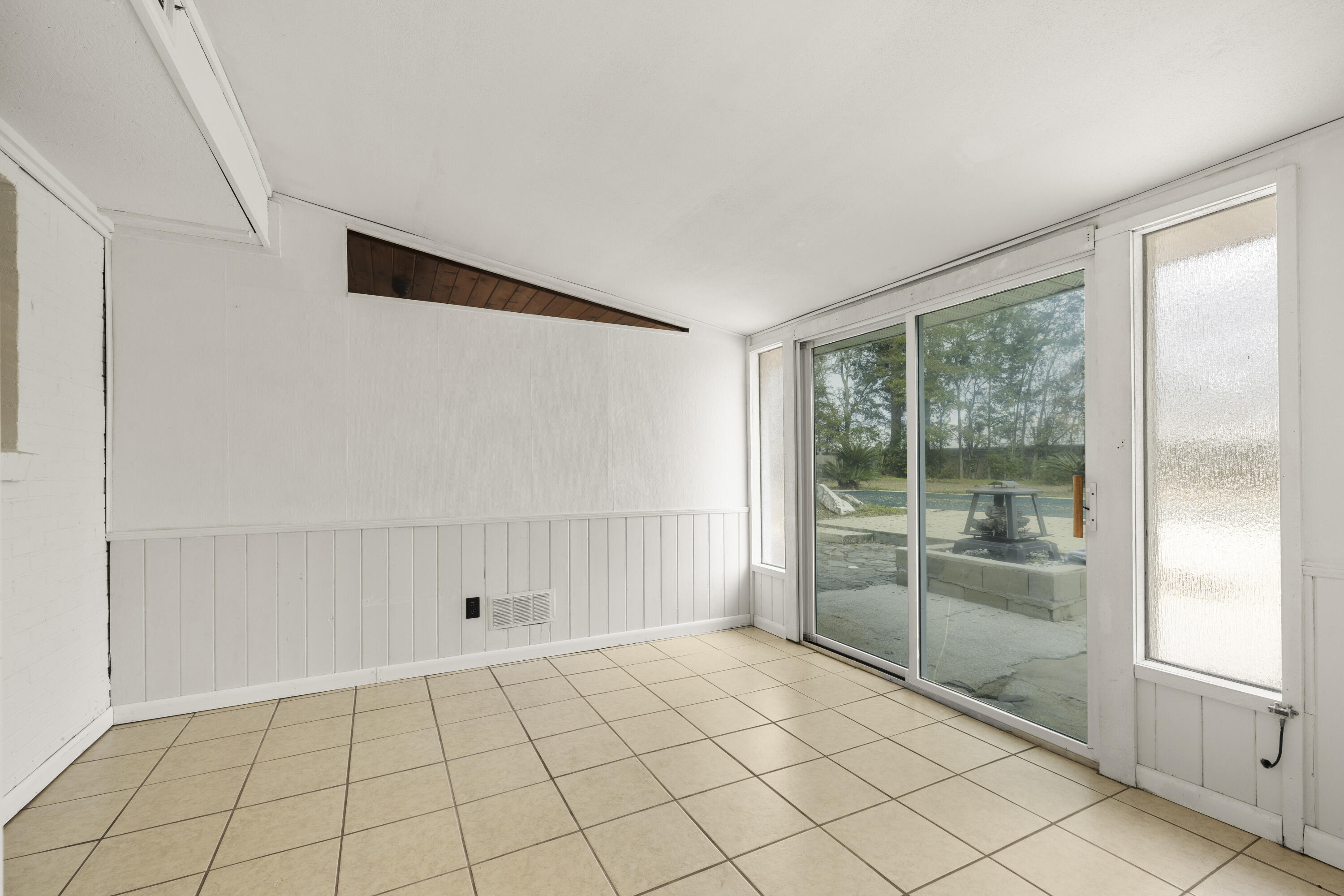 295 Garden Street Crestview, FL 32536 - Photo 25 of 61 File 37