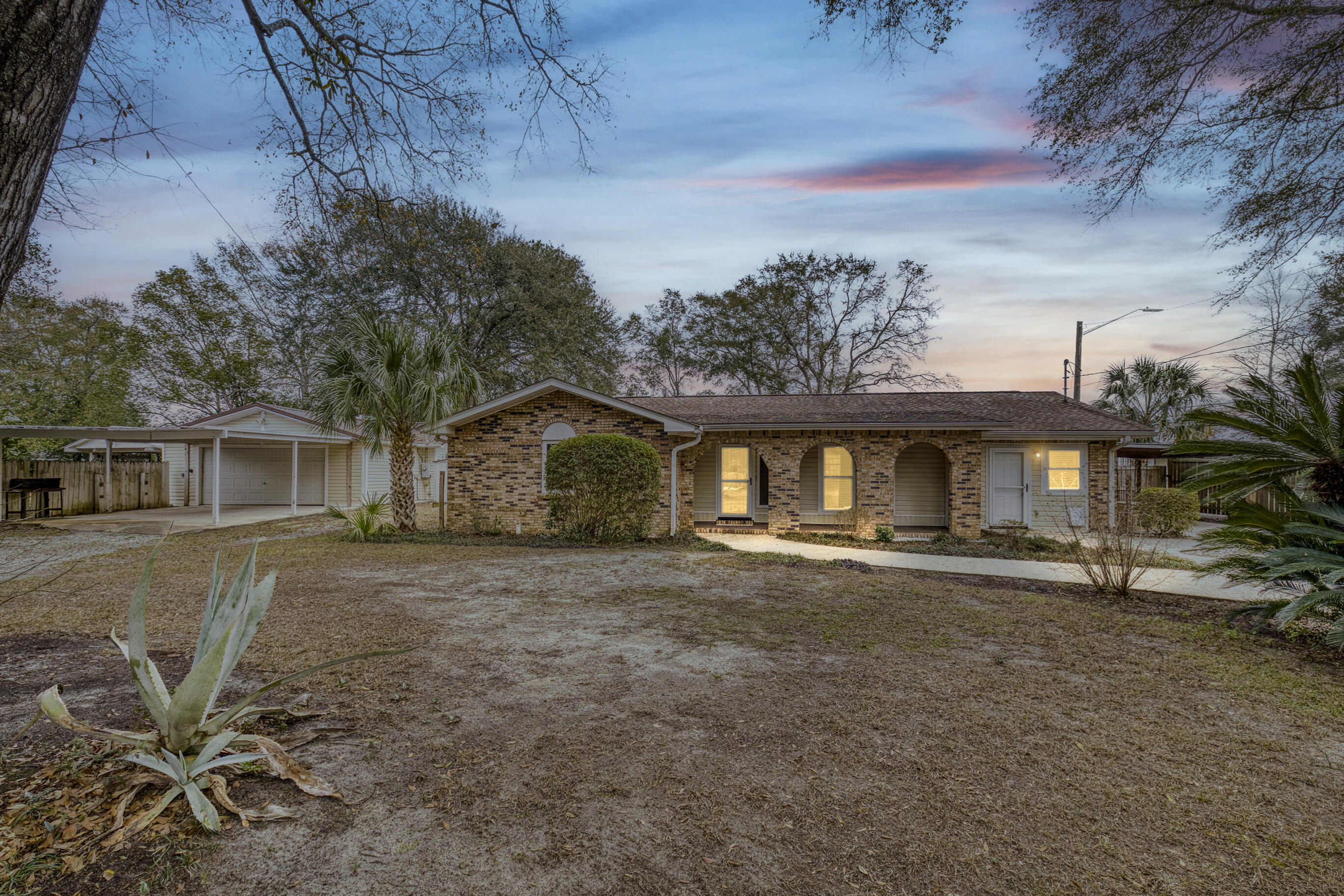 295 Garden Street Crestview, FL 32536 - Photo 5 of 61 Front of House