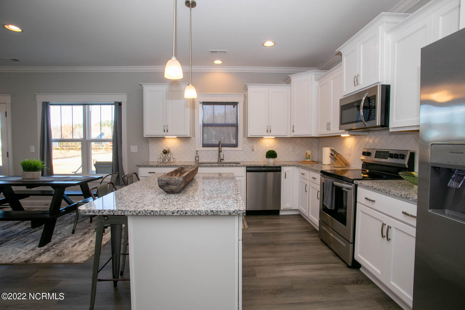 522 Abbey Road Carthage, NC 28327 - Photo 11 of 32 kitchen2
