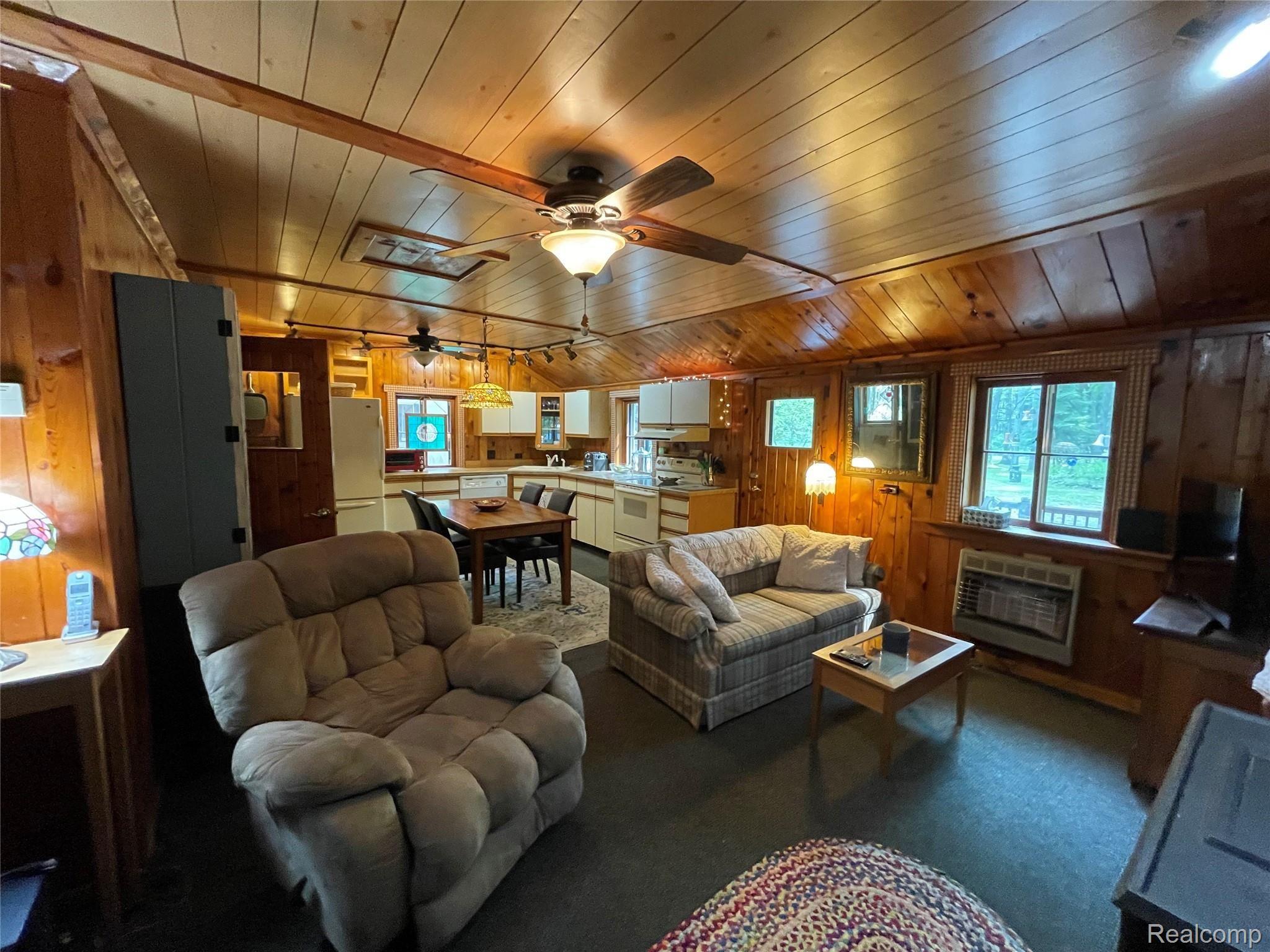 472 Dyer Road Rose City, MI 48654 - Photo 25 of 70 25.jpg