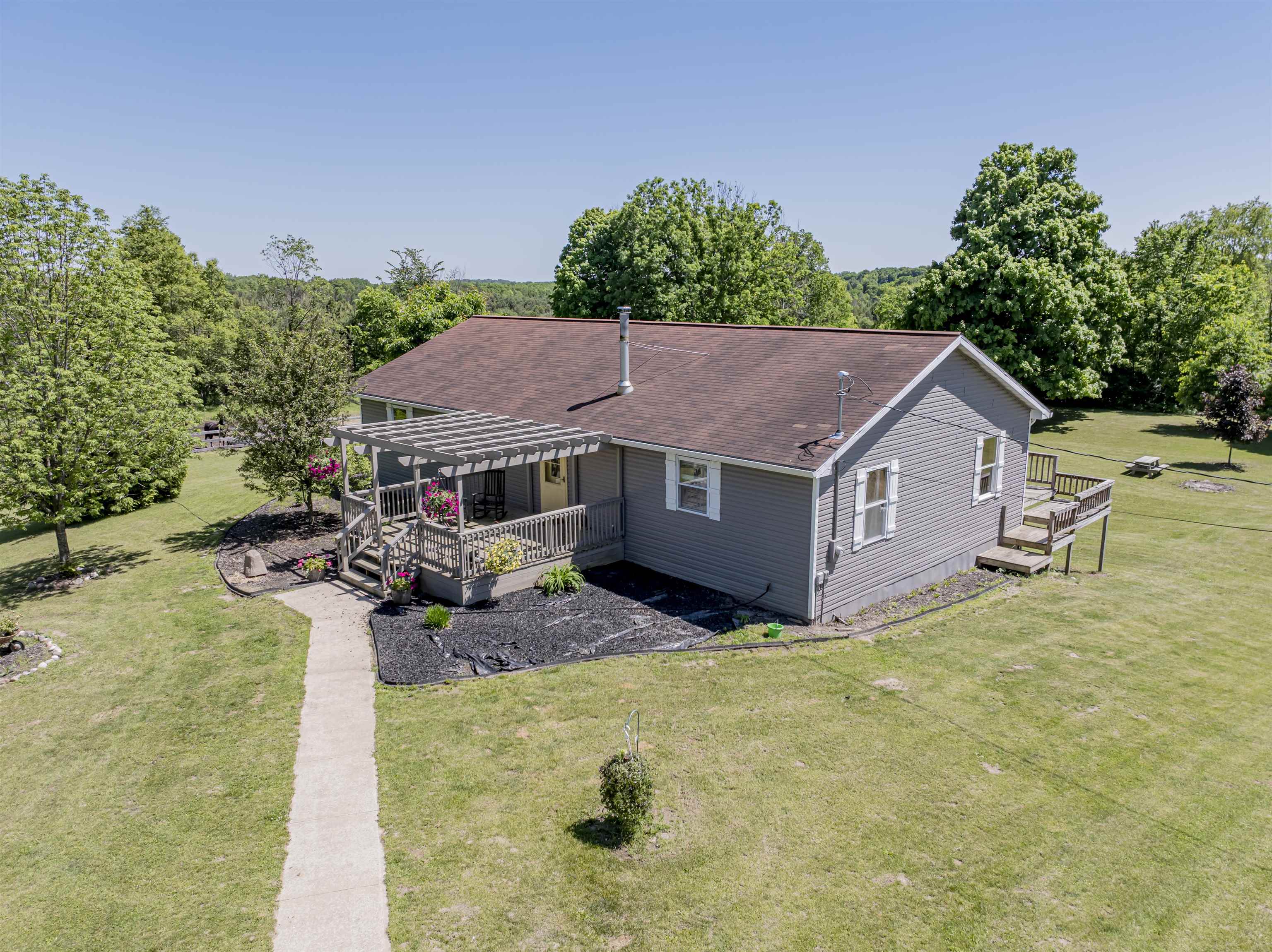 10559 Millbrook Road Blanchard, MI 49310 - Photo 83 of 99
