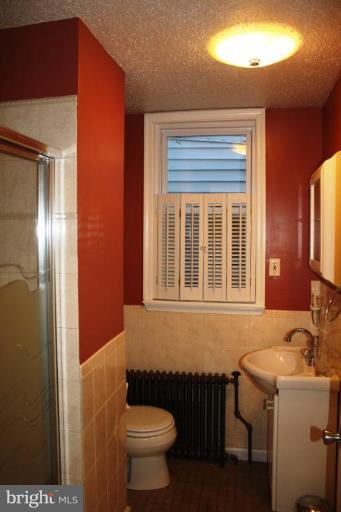 2908 Keswick Road Baltimore, MD 21211 - Photo 13 of 20 Bath #1