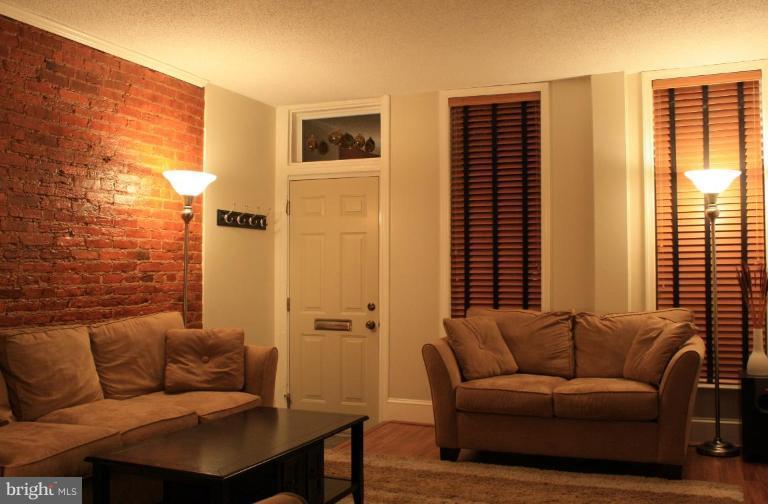 2908 Keswick Road Baltimore, MD 21211 - Photo 3 of 20 Living Room #2