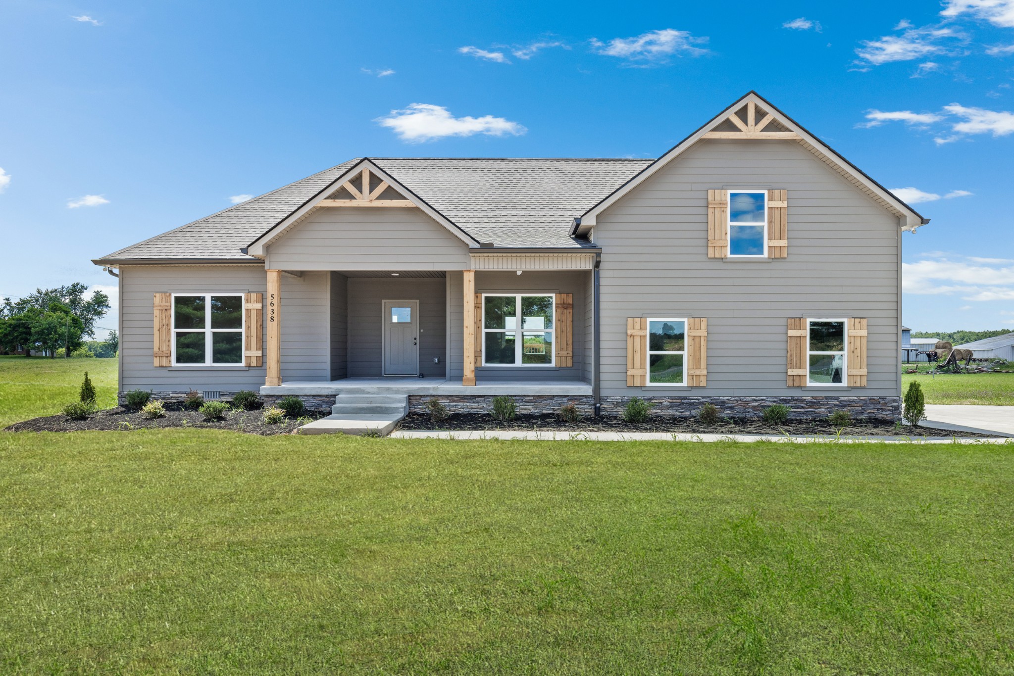 5638 Borthick Road Springfield, TN 37172 - Photo 1 of 43 a front view of house with yard and green space