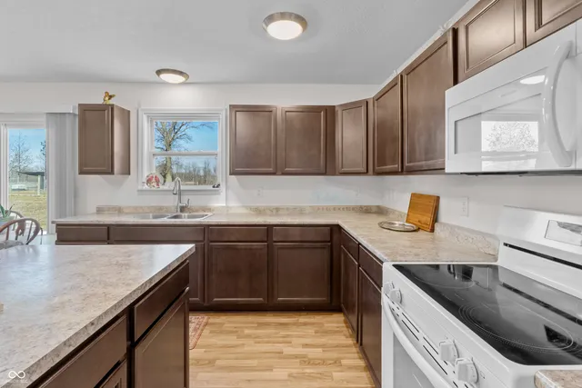 $288,900 | 2042 Heron Drive, Seymour, IN 47274