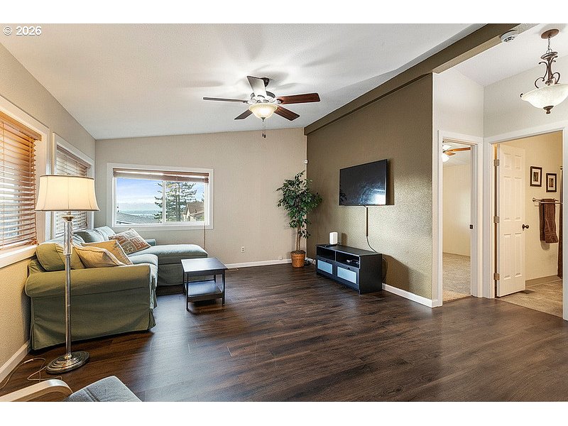774 Southwest Sunset Way, Unit 79 Troutdale, OR 97060 - Photo 4 of 23 View