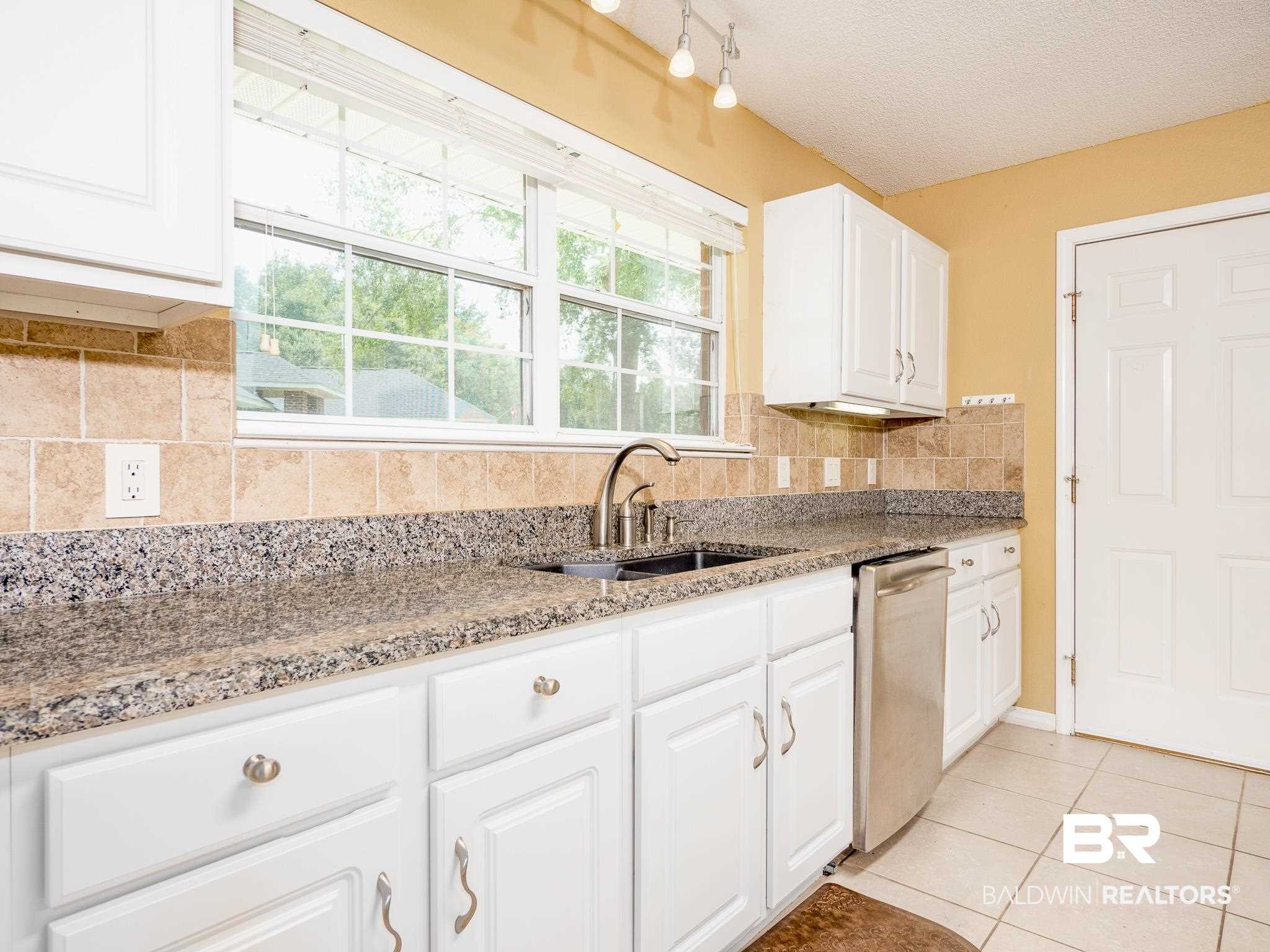 11559 Maple Court Daphne, AL 36526 - Photo 14 of 48