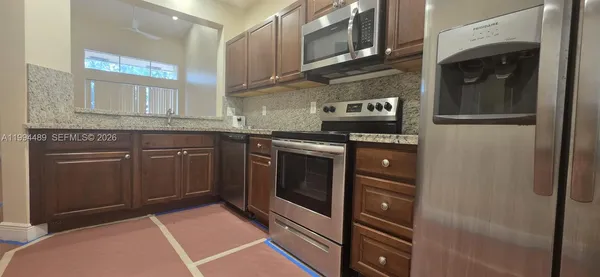 $2,750 | 1078 Southwest 158th Way, Unit 33, Pembroke Pines, FL 33027