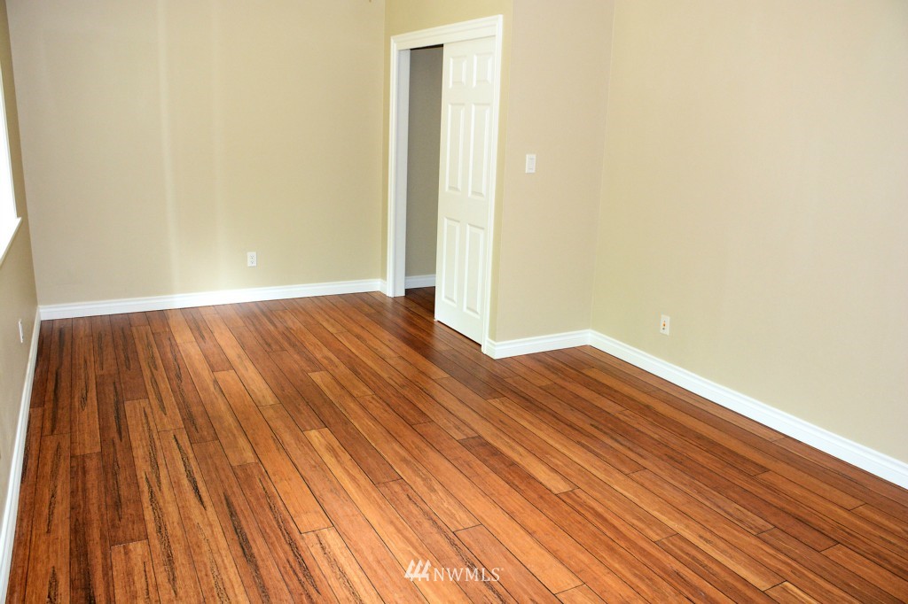 4801 South Roxbury Street Seattle, WA 98118 - Photo 9 of 18