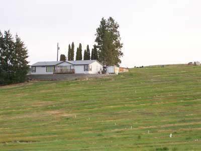211 Mize Road South Yakima, WA 98908 - Photo 1 of 4 a view of a water with an outdoor space