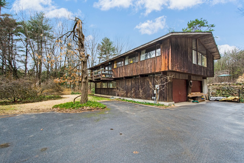 150 Hunters Ridge Road Concord, MA 01742 - Photo 1 of 27