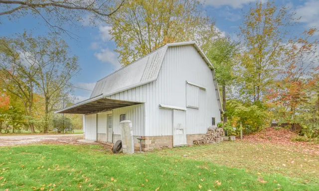 $161,000 | 51395 Shorts Road, Athens, MI 49011