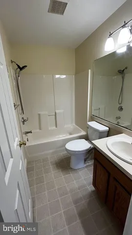 $292,500 | 207 Saddle Ridge Drive, Harrisburg, PA 17110