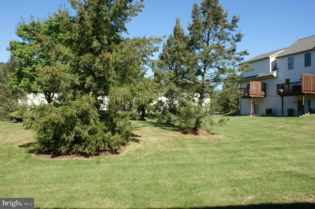 $292,500 | 207 Saddle Ridge Drive, Harrisburg, PA 17110