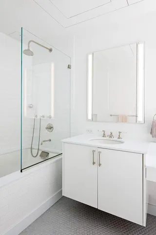 $16,500,000 | 1020 5th Avenue, Unit 7 | Upper East Side