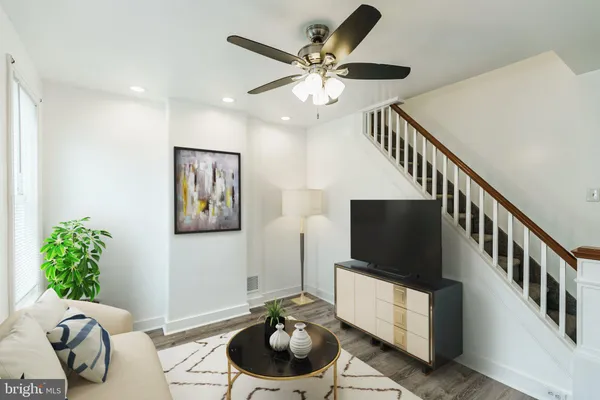 $1,850 | 724 Moyer Street, Philadelphia, PA 19125