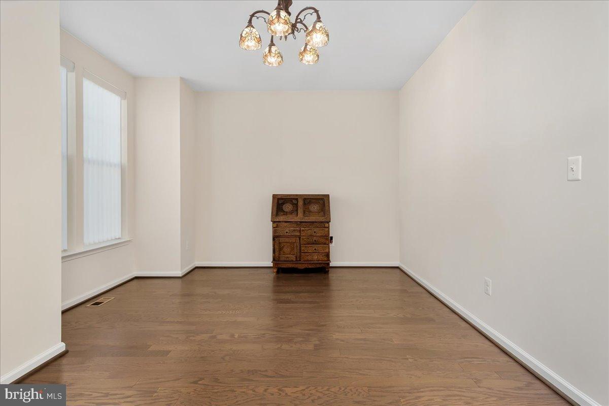 5625 Scott Ridge Place Frederick, MD 21704 - Photo 16 of 58 Dining room