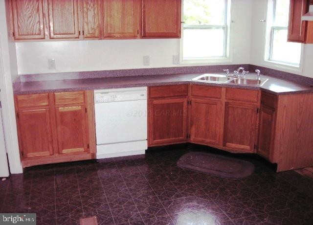 7602 Hewitt Ford Road, Unit 7602 Westover, MD 21871 - Photo 3 of 6 Gallery Image 3