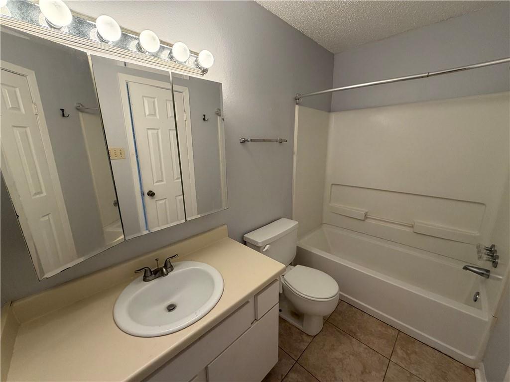 2020 Hickory Avenue, Unit 203 Harahan, LA 70123 - Photo 10 of 11