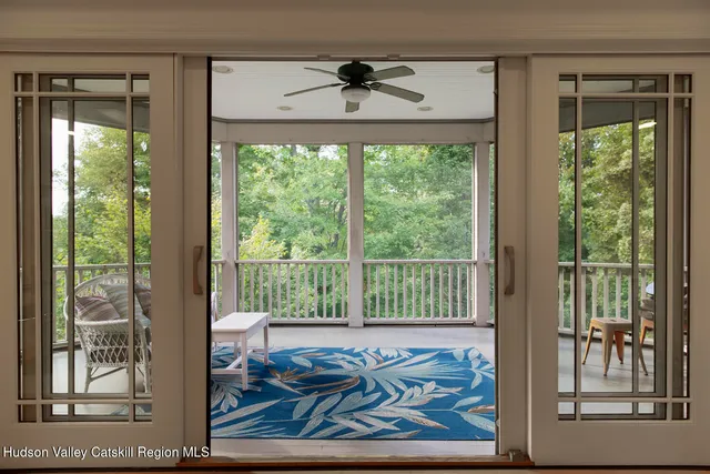 $998,800 | 40 Lakeview Avenue, Kingston, NY 12401