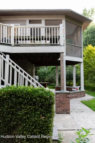 $998,800 | 40 Lakeview Avenue, Kingston, NY 12401