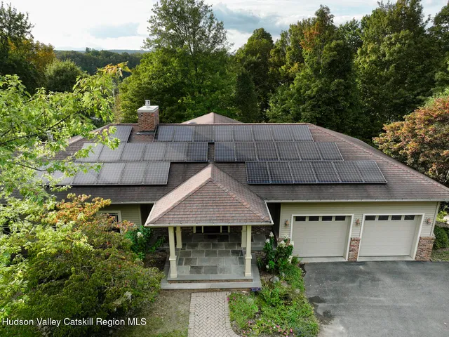 $998,800 | 40 Lakeview Avenue, Kingston, NY 12401