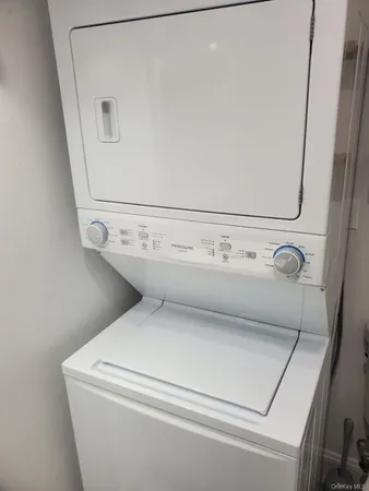 $3,100 | 166 Sierra Vista Lane, Valley Cottage, NY 10989