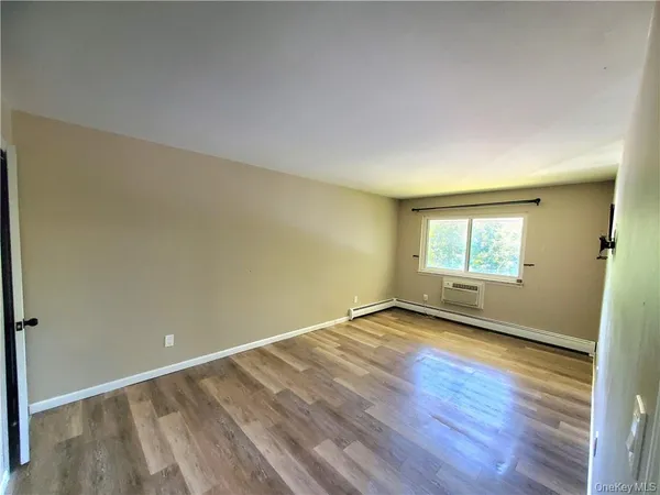 $3,100 | 166 Sierra Vista Lane, Valley Cottage, NY 10989