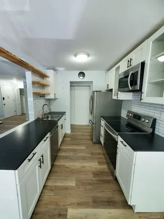 $3,100 | 166 Sierra Vista Lane, Valley Cottage, NY 10989