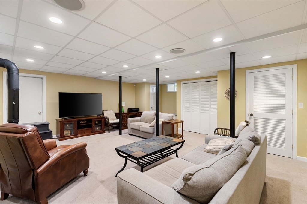 4 Circle Street Middleton, MA 01949 - Photo 20 of 30