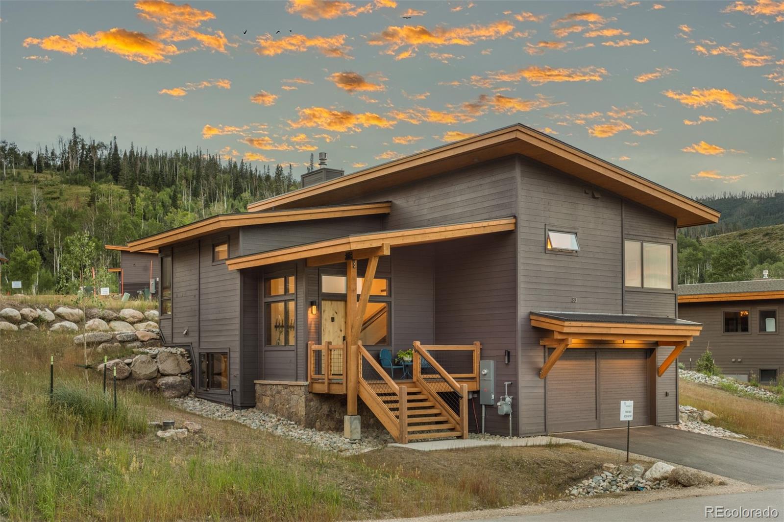 33 Vendette Point Silverthorne, CO 80498 - Photo 2 of 39