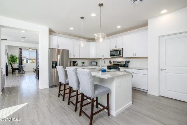 $3,000 | 20580 North Confetti Court, Maricopa, AZ 85138