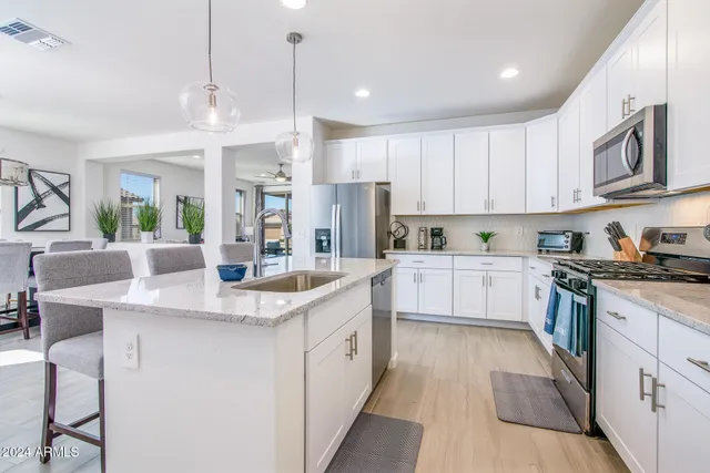 $3,000 | 20580 North Confetti Court, Maricopa, AZ 85138