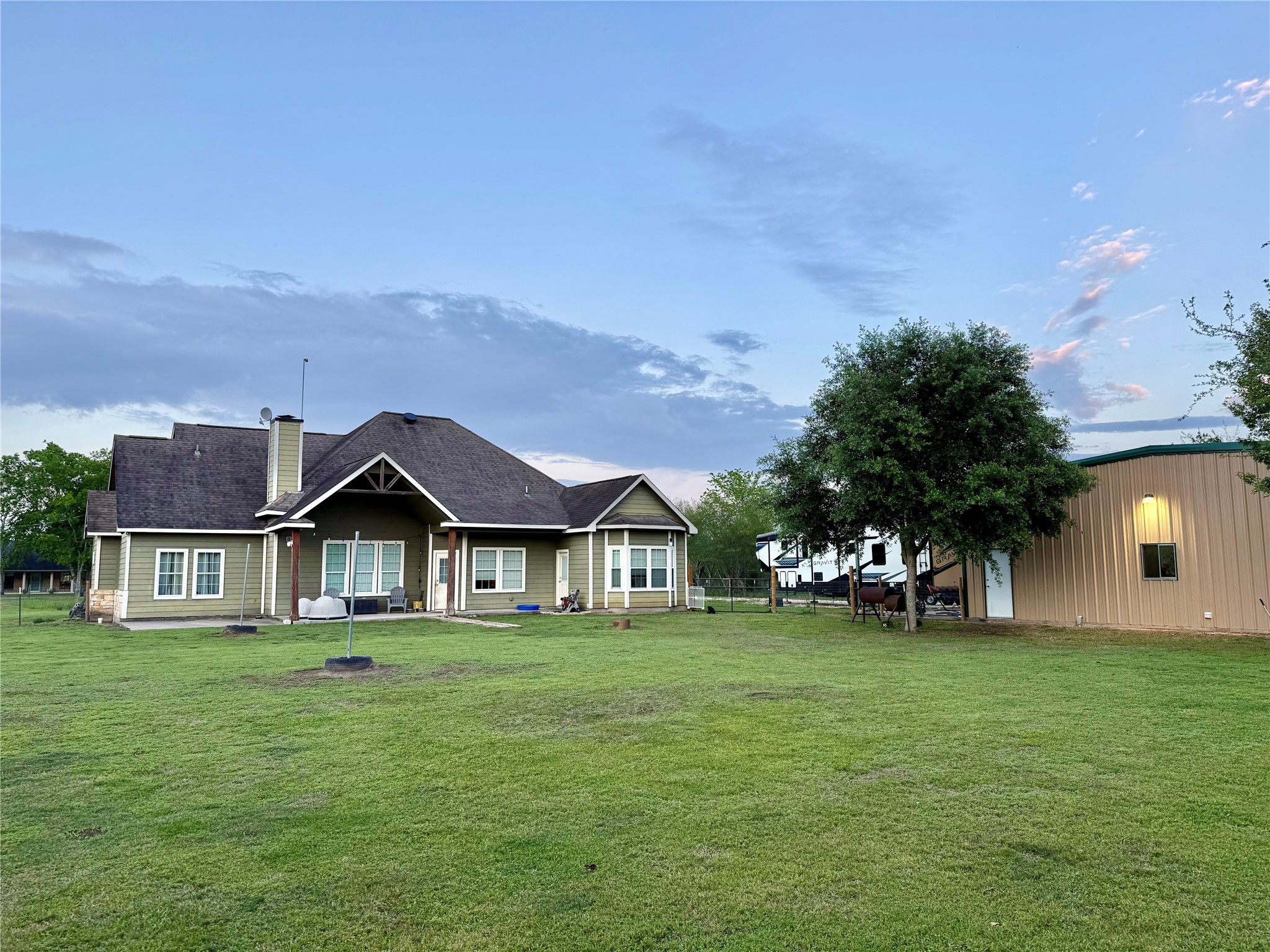 2015 Skrivanek Road Sealy, TX 77474 - Photo 6 of 38